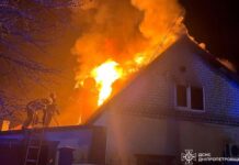 У Кам’янському горів житловий будинок
