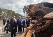 Духовний радник Трампа: українцям потрібна зброя для захисту, а не гроші