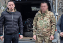 Мер Кам’янського допоміг із ремонтом евакуаційного транспорту для захисників