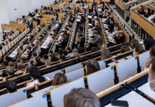 Держава оплатить навчання дітям військових: уряд запустив новий проєкт