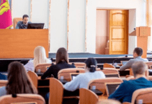 У Кам’янському відбулося засідання 69-ї позачергової сесії міської ради