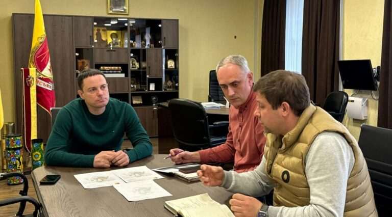 Міський голова Камʼянського ініціював створення програми з доступу містян до безоплатної правової допомоги