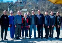 У Камʼянському провели екоакцію із зариблення Бамівського ставка