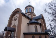 У Камʼянському активно ведуться будівельні роботи у храмі Преображення Господнього Української Греко-Католицької Церкви