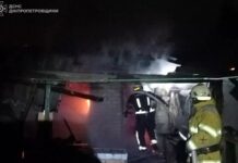 У Павлоградському районі надзвичайники на пожежі виявили чоловіка без ознак життя