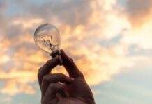 У Дніпрі частина лівого берега залишилася без світла