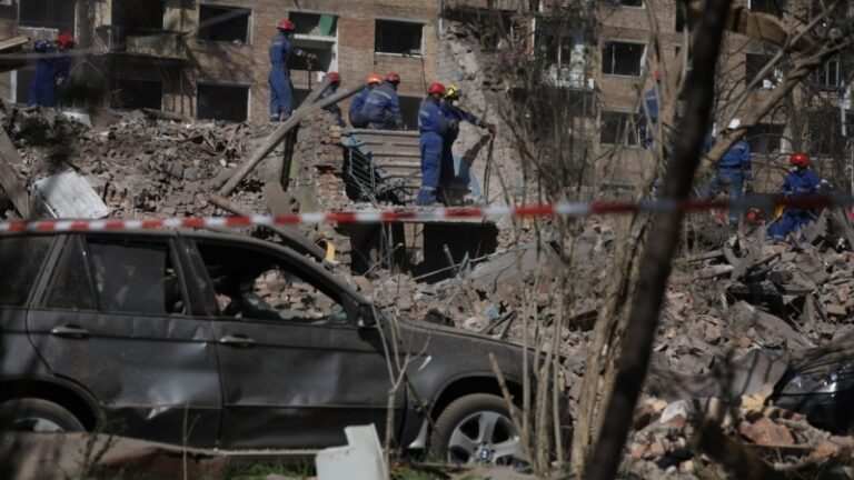 До 10 зросло число загиблих від удару РФ у Києві – ДСНС