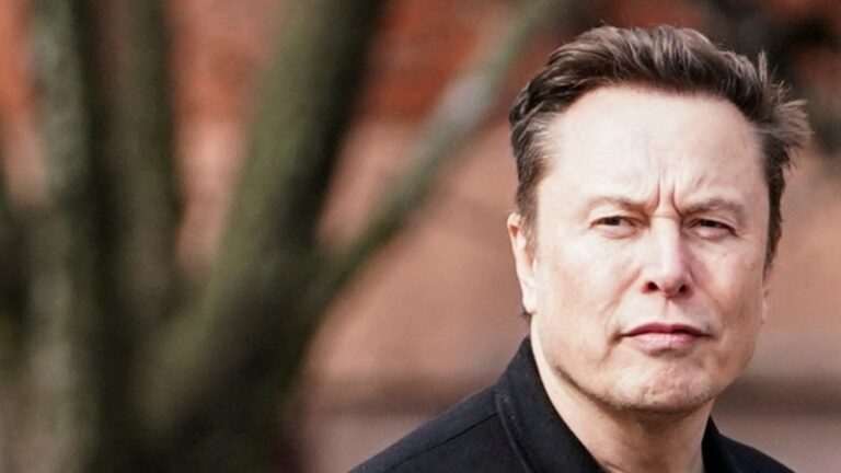 ЗМІ: Ілон Маск відвідав ЦРУ, щоб обговорити заходи DOGE