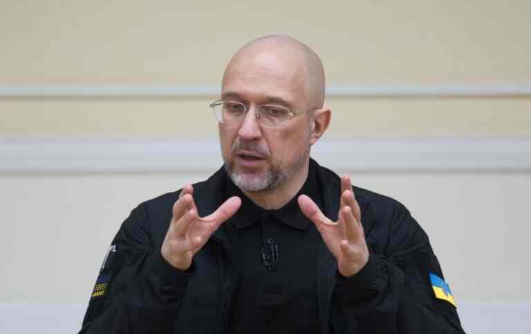 Шмигаль: Україна втратила майже половину газовидобутку через зимові обстріли