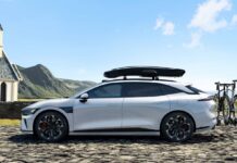 Електромобіль і вода: що буде, якщо заїхати в калюжу на “електричці”