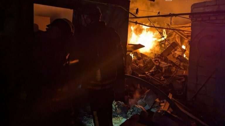 Другий удар по Кривому Рогу за добу: кількість постраждалих зросла – ДСНС