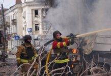 ДСНС: число загиблих через ракетний удар РФ по центру Сум зросло до 24, серед них дитина