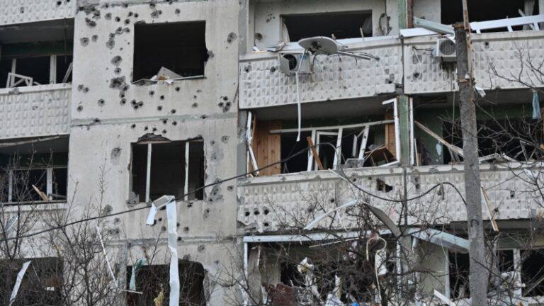 ДСНС: у Харкові завершили аварійно-рятувальні роботи після російського удару