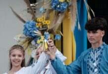 Останній дзвоник у Києві: коли завершиться навчання та видадуть документи