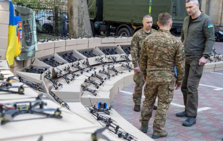 Громада Києва передала допомогу 27 бригаді Нацгвардії – 1100 FPV-дронів різних типів, – Кличко