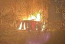 Ворог вдруге за день атакував Кривий Ріг: у приватному секторі міста виникла пожежа