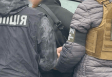 Продавав автівки, призначені для ЗСУ: у Дніпрі затримали 31-річного зловмисника