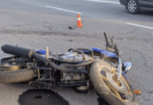 У Кам’янському, на Ювілейному проспекті, “Таврія” зіткнулася з мотоциклістом