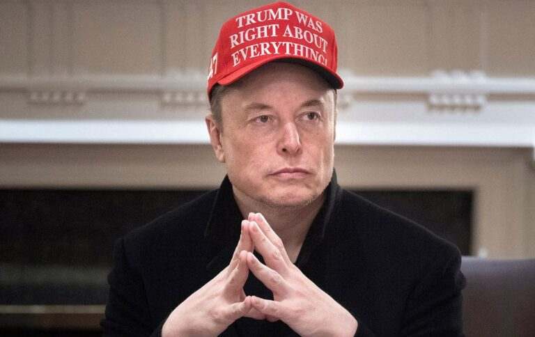 Маск засудив війну РФ проти України та закликав припинити “нелюдську бійню”