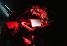 У Києві чути звуки вибухів. Працює ППО