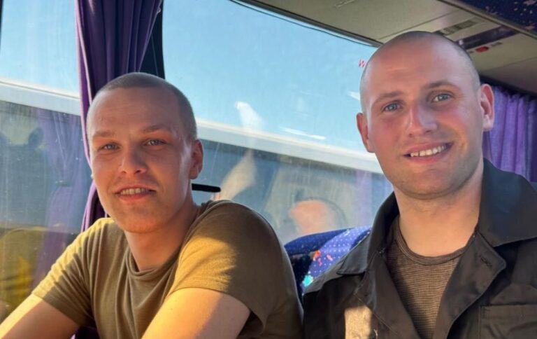 Україна та Росія провели великий обмін полоненими перед Великоднем