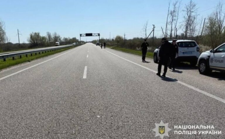 У Дніпрі затримали водія, який насмерть збив пенсіонерку та втік