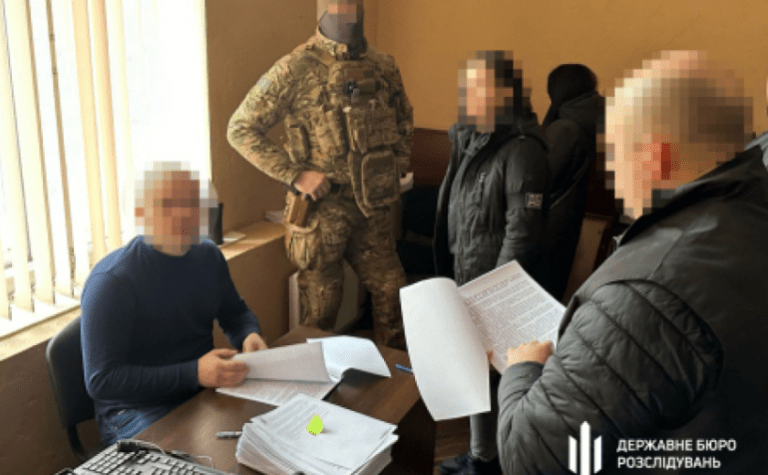 Шахрайським шляхом заволодів орендованою квартирою у центрі міста: суддя з Дніпра постане перед судом