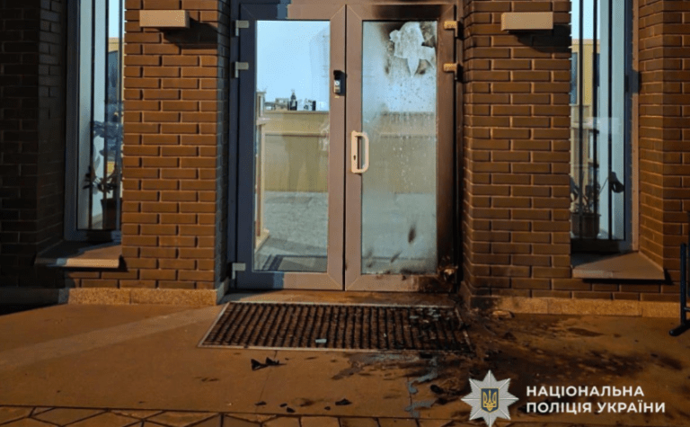 У Кривому Розі затримали неповнолітнього підпалювача, який намагався знищити місцеву синагогу