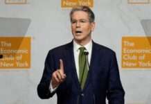 Бессент заявив про «значний прогрес» у торговельних переговорах США та Китаю