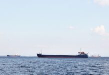 Bloomberg: ЄС планує запровадити санкції проти 150 танкерів «тіньового флоту» РФ