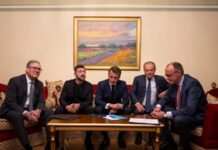 Зеленський, Макрон, Стармер, Мерц і Туск провели телефонну розмову з Трампом