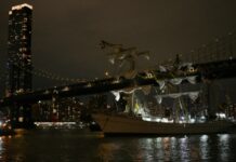 Вітрильник ВМС Мексики врізався у Бруклінський міст у Нью-Йорку, дві людини загинули