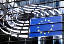 Євродепутати звернулися до мера Страсбурга через марш 9 травня