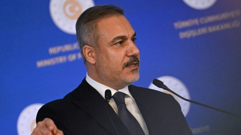 МЗС Туреччини підтвердило візит Фідана до України