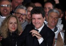 Зеленський привітав Дана з перемогою на виборах і подякував Румунії за підтримку