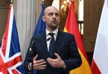 «Маємо порожнє крісло»: голова МЗС Франції назвав три пастки переговорів із Росією