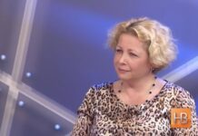 Звинувачена в Чехії у співпраці з ГРУ колишня журналістка виїхала до Росії