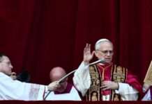 Президент України привітав нового папу Римського з обранням, голова МЗС запросив його до України