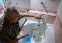 Тарифи на воду в Україні можуть підвищити: в уряді готують рішення