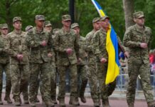 Українські військові взяли участь у ході до Дня перемоги у Лондоні