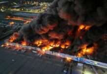 “Ми вас знайдемо”: Польща підтвердила російський підпал ТЦ “Маривільська” у Варшаві