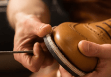 Як врятувати тріснуту підошву за допомогою соди та клею: простий побутовий трюк