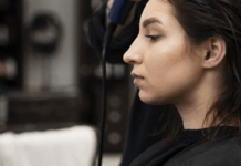 Як часто треба йти до перукаря: поради для різних типів волосся