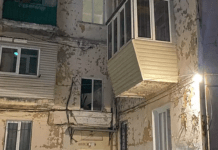 На Дніпропетровщині пожежники врятували з палаючої квартири трьох людей, серед них — дитина