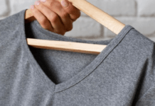 Чому футболки розтягуються: що ви робите не так під час прання