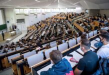 Навчання за кордоном для українців: де найдешевше, кращі умови та є шанси залишитися