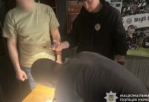 У Кривому Розі затримали підозрюваного, який побив знайомого до смерті