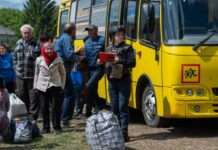 Росіяни вдарили по рейсовому автобусу в Сумській області, є постраждалі