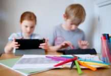 У Сумах до кінця літа подовжили дистанційне навчання в садках і гуртках, але є винятки