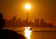 Ворожа країна в ЄС та несподіваний друг за океаном: як українці змінили ставлення до світу